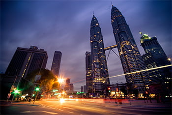 Kuala-Lumpur-twintowers Backpack route Thailand & Maleisië